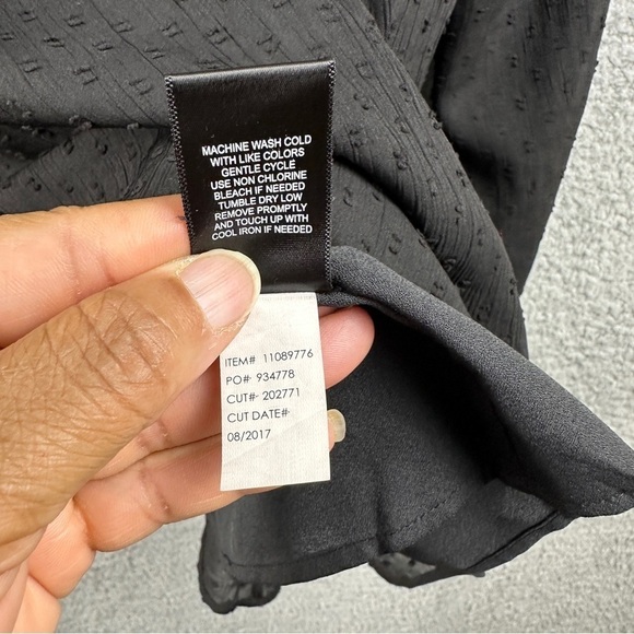 Torrid Floral Embroidered Boho Chiffon Whimsigoth Swiss Dot Size 00 Keyhole - Picture 7 of 13